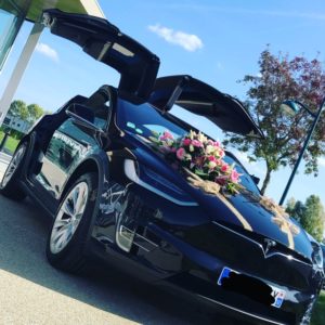 Tesla model X luxe, taxi driver 
chauffeur privé le mans mariage anniversaire taxi privé chauffeur privé
Véhicule à disposition de l'entreprise FP VTC Le Mans qui peut être mis à disposition pour votre mariage